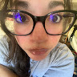 Meet your Posher, Daniela